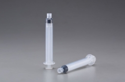 Enfit connector syringe